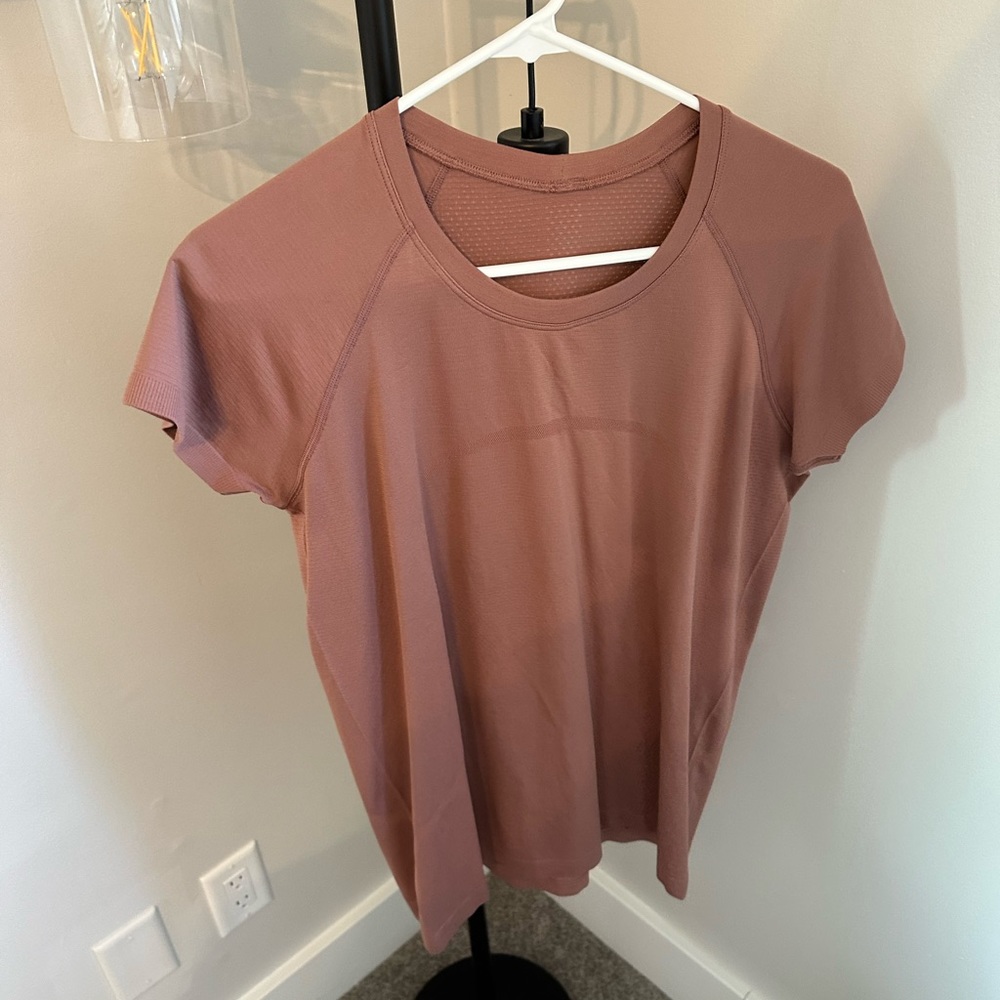 Lululemon Swiftly Tech 2.0 Short Sleeve